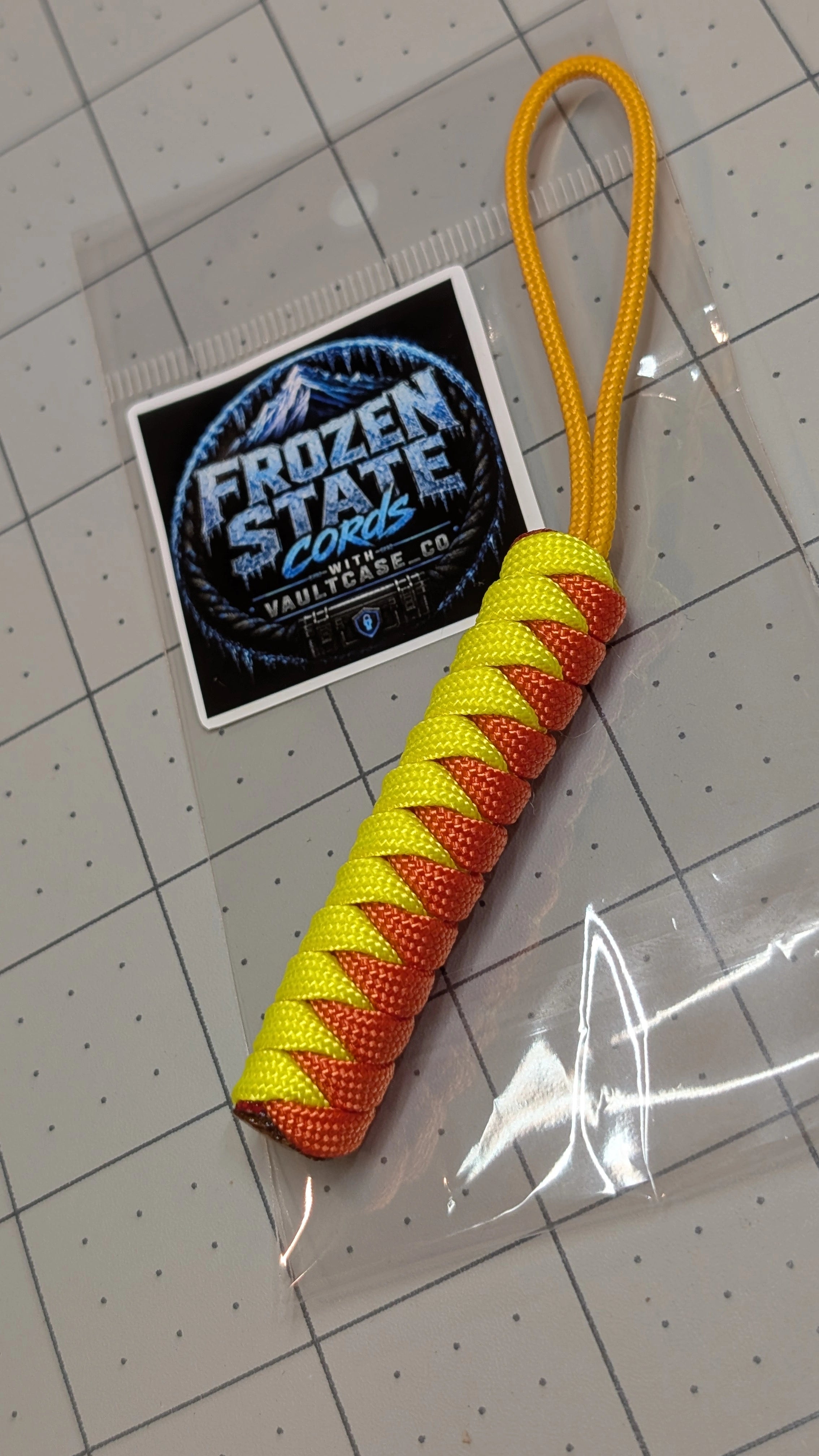 Candy Paracord by Frozen State Cords