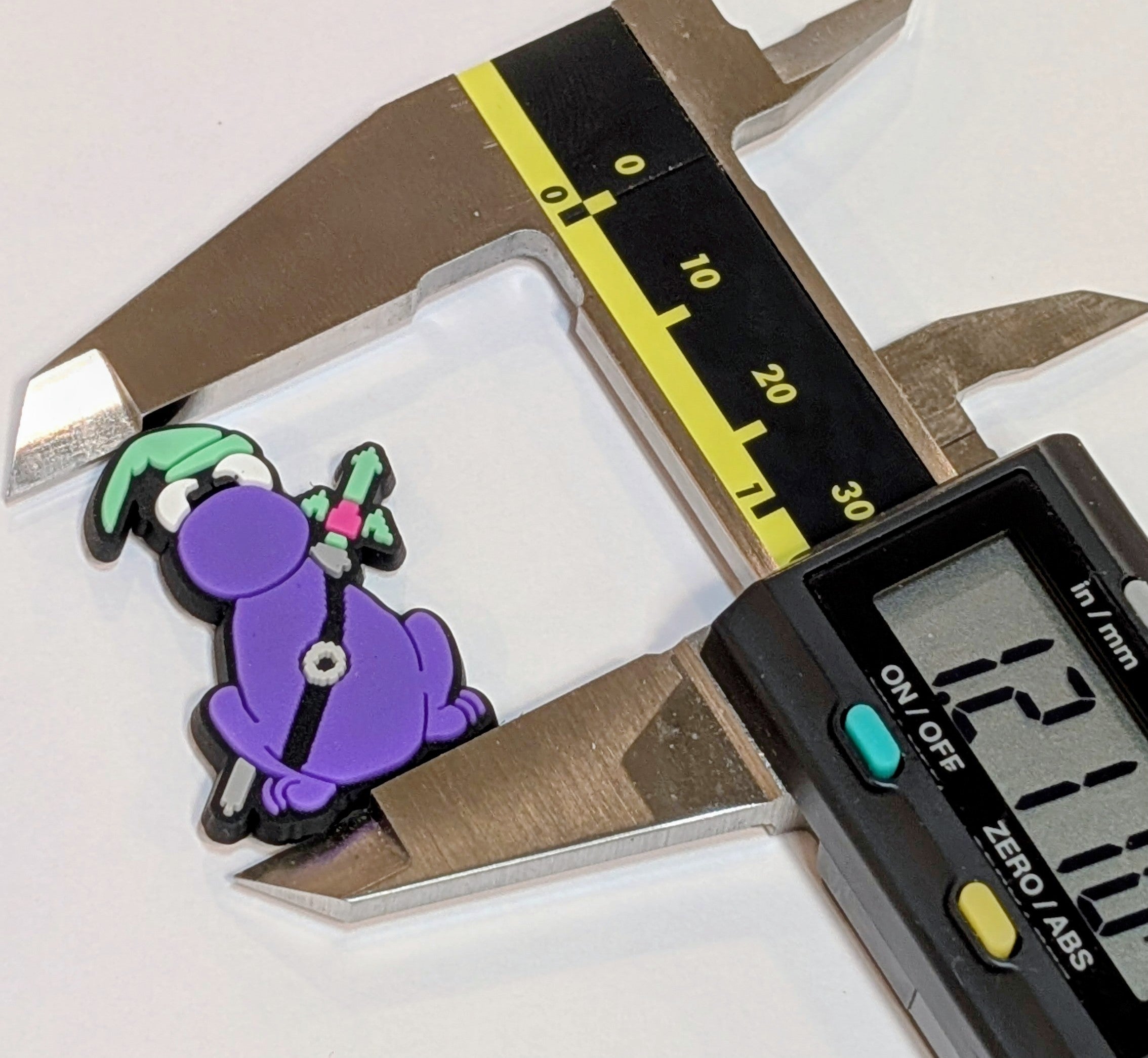 Knifenerds Character Patch Purple Dimensions