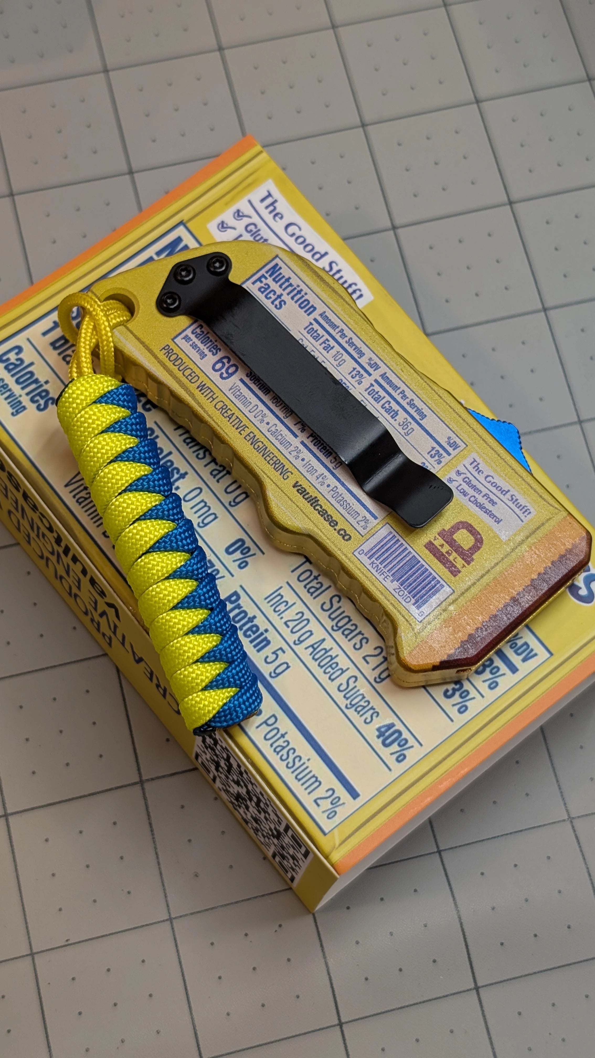 Candy Paracord by Frozen State Cords